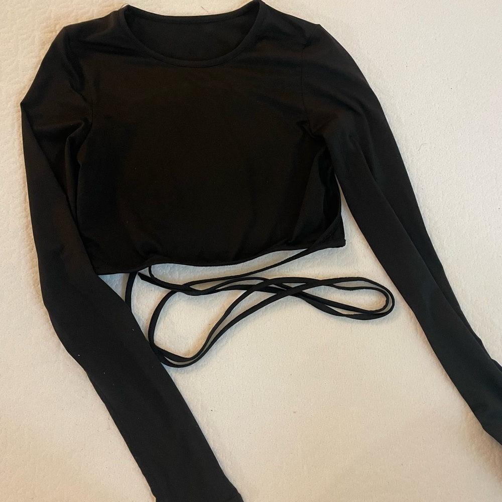 Trendy black long sleeve shirt with open back S